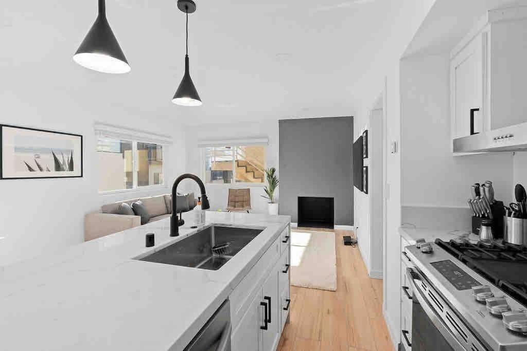 Brand New Ocean-View Beach Home Steps To The Sand! Manhattan Beach Eksteriør bilde
